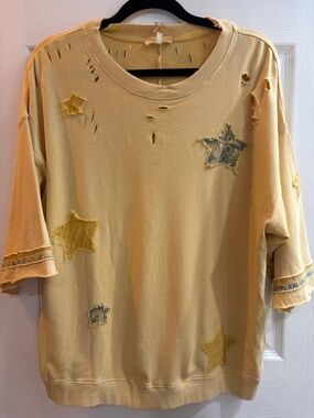 New Easel Mineral Washed Star Patch Distressed Top Tee Shirt Mustard Small Boho